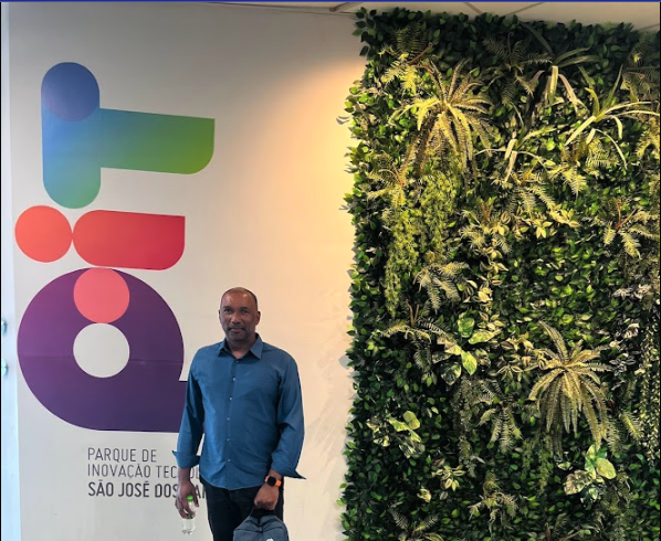 Representante da Conecta Digital Solutions no Parque Tecnológico